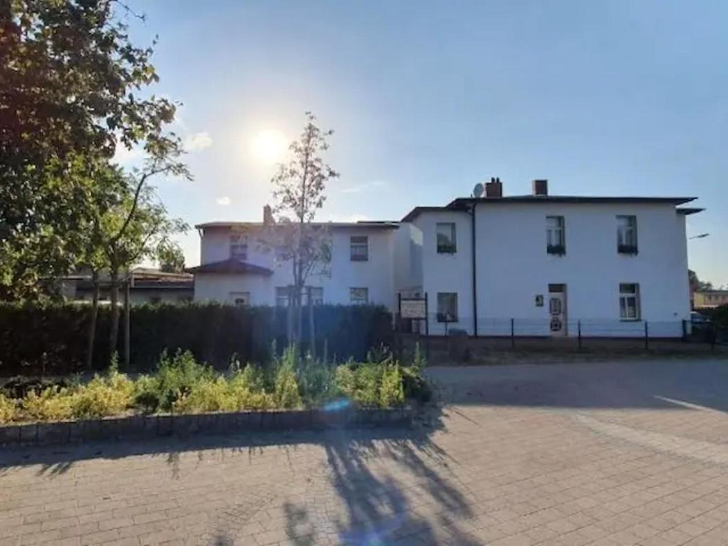 Schoene Geraeumige Ferienwohnung Am Park Heringsdorf  Exterior foto